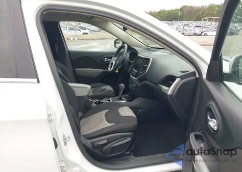 2014 Jeep Cherokee Latitude z USA, uszkodzony, nr VIN 1C4PJMCS8EW179313